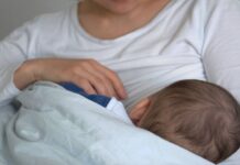 बच्चे के लिए 1000 किलोमीटर दूर से आता है मां का दूध