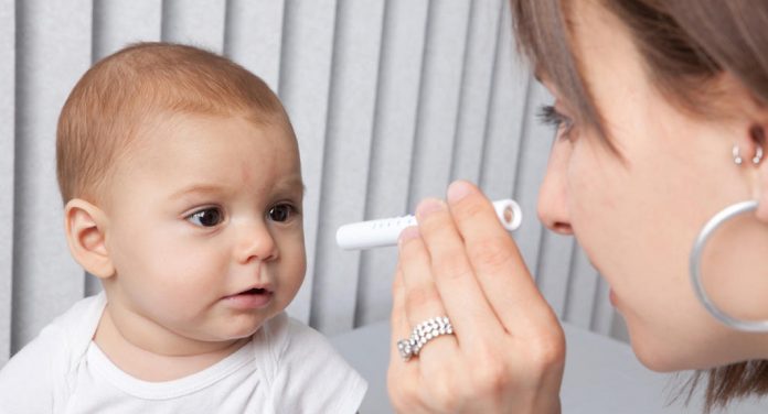 baby eye checkup