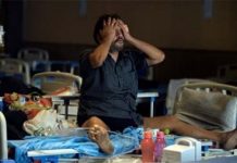 जानें किन लोगों में बढ़ जाता है ब्लैक, वाइट और येलो फंगस होने का ख़तरा