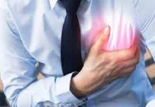 दिल के मरीज़ों को भूलकर भी नहीं करना चाहिए इन 4 चीजों का सेवन