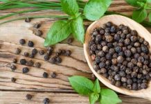 जानें काली मिर्च से सेहत को होने वाले लाभ, जानकर हो जाएंगे हैरान