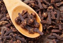 जानें इंफेक्शन से बचाने के अलावा और भी कई फायदे देता है लौंग